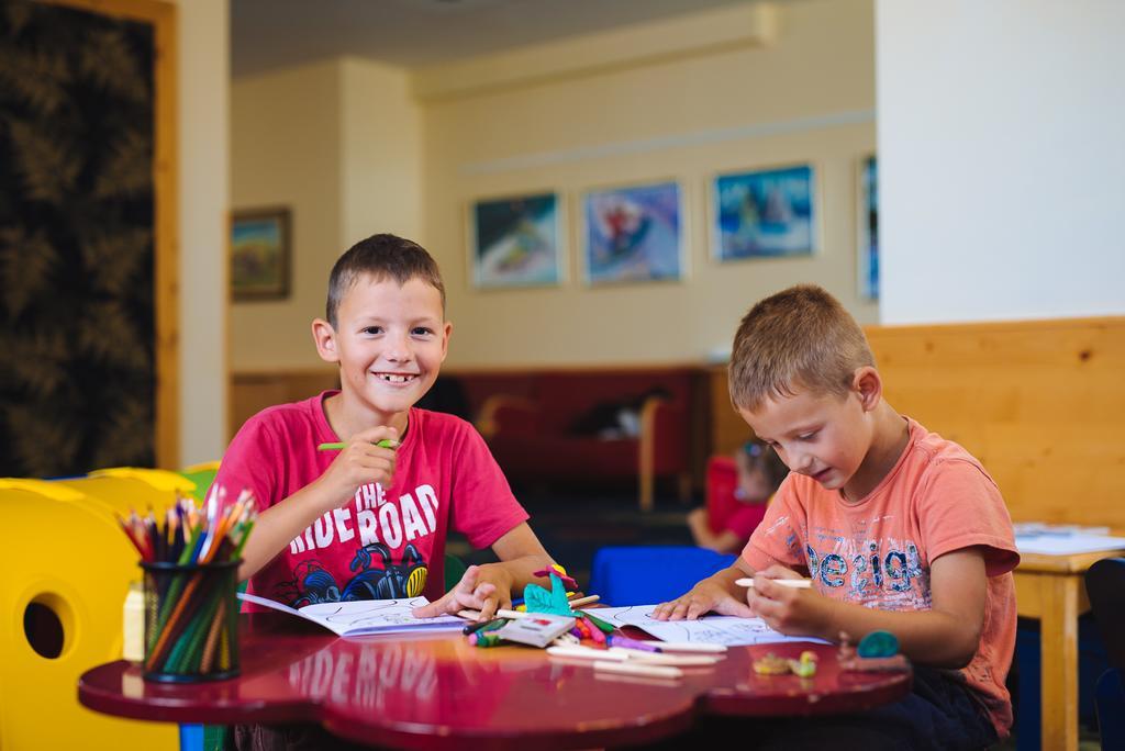 Rogla - Hotel Rogla Resnik Екстер'єр фото